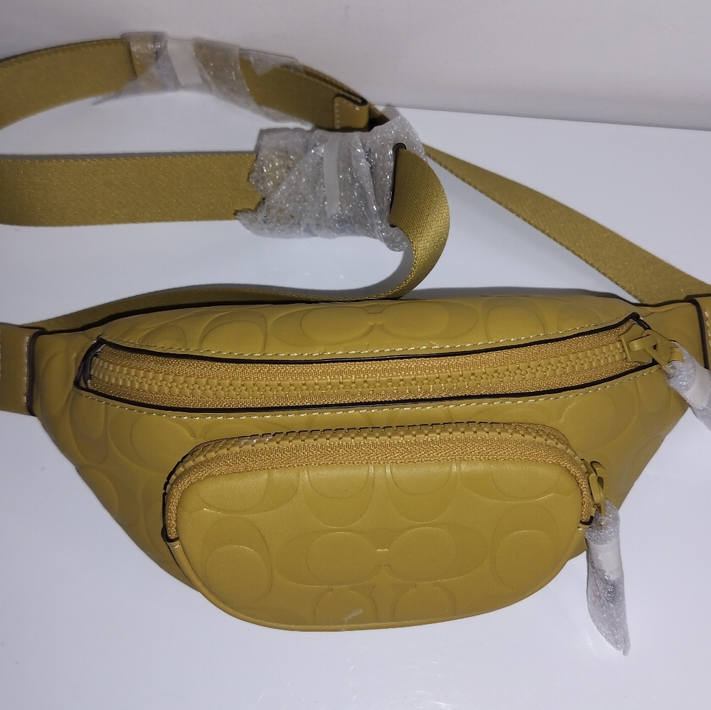 Coach - Women's Crossbody Bag, Two Compartment Fanny Pack, Avocado Green.